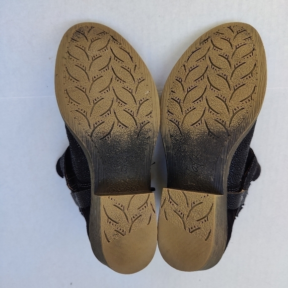 Naya Selma Black Sparkle Suede Leather Buckle Western Ankle Boots Size 7M - Picture 8 of 9